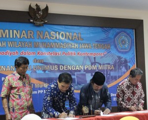 Penandatanganan MoU Unimus dengan 19 PDM