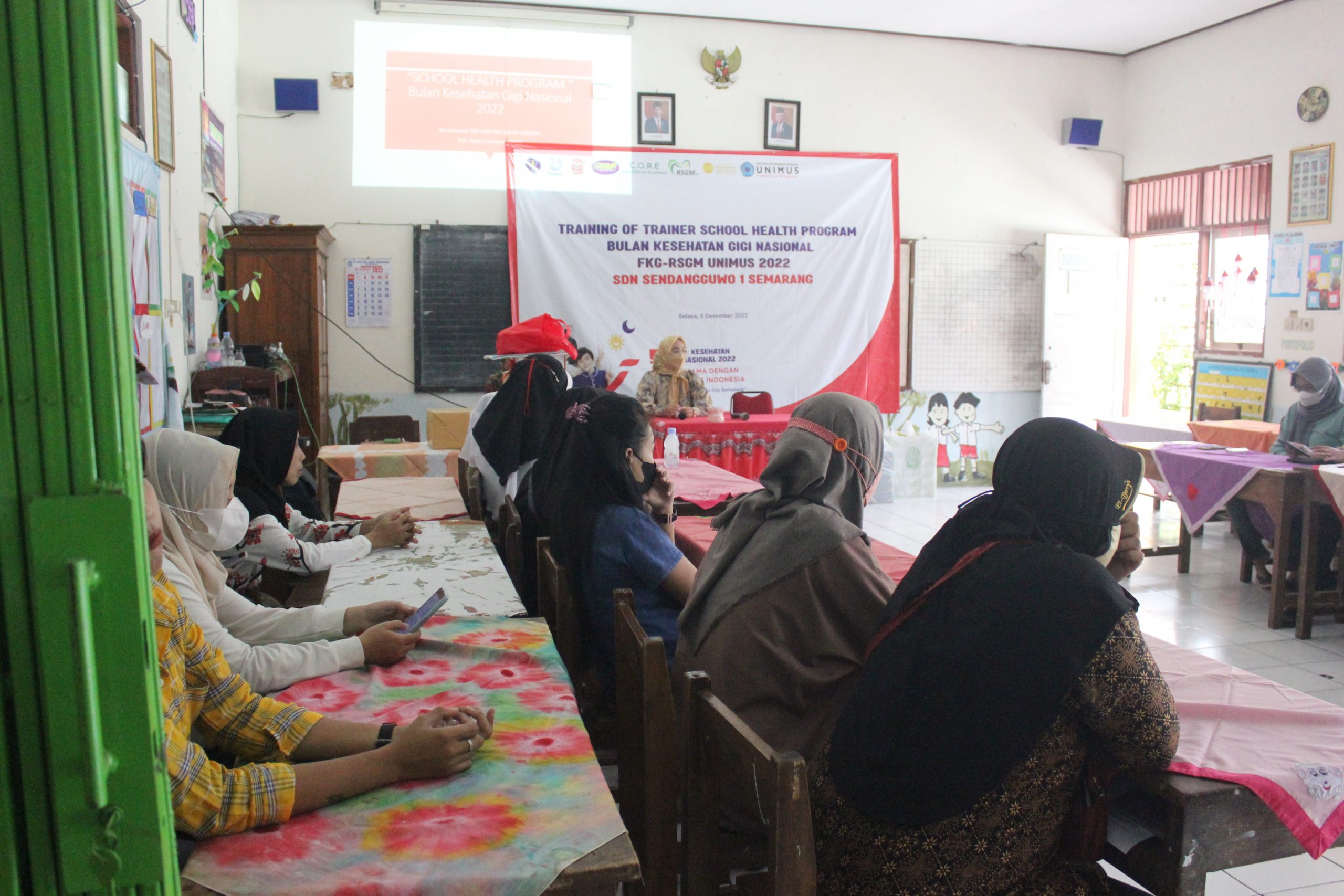 Bulan Kesehatan Gigi Nasional Fkg Rsgm Unimus Agendakan Training Of