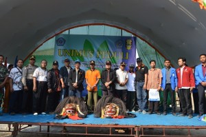 Kebersamaan Unimus bersama pihak desa dan jajarannya 