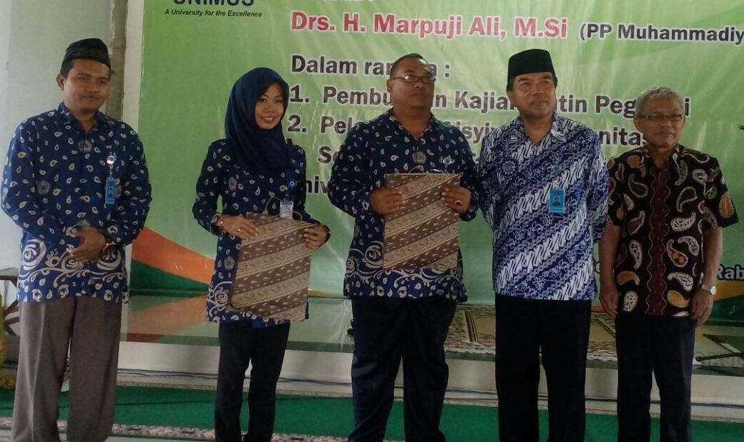 Pegawai Unimus Paling Rajin ke Masjid