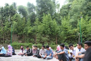 Kegiatan diskusi bersama 
