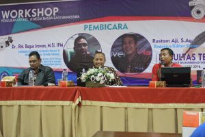 Read more about the article Unimus Hosted “Workshop on Junior High School Graduate Competency Standards (SKL SMP/MTS) Review, Facilitating the Management of the National Exam and the Nation-wide Standardized School Exam” held by the Education Office of Semarang