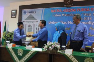 Read more about the article Gelar BAPS Unimus Bekali Wisudawan Menjadi Alumni Profesional Dan Berakhlak Karimah