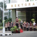 Peringati Hardiknas Civitas Akademika Unimus Ikuti Upacara Bendera