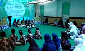 Read more about the article Tingkatkan Kepedulian Sosial Ponpes Putri Unimus Gelar Buka Puasa Bersama Anak Yatim