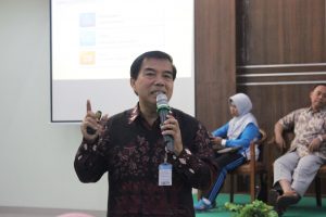 Read more about the article Tingkatkan Kinerja, Rektor Unimus Berikan Motivasi dan Arahan Kepada Dosen dan Tenaga Kependidikan
