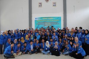 Read more about the article Tingkatkan Kesehatan Masyarakat FKM Unimus Praktekkan Mahasiswa Di Komunitas