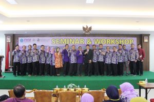 Read more about the article Seminar & Workshop Penguatan Eksistensi Serta Profesionalisme Ahli Kesehatan Masyarakat