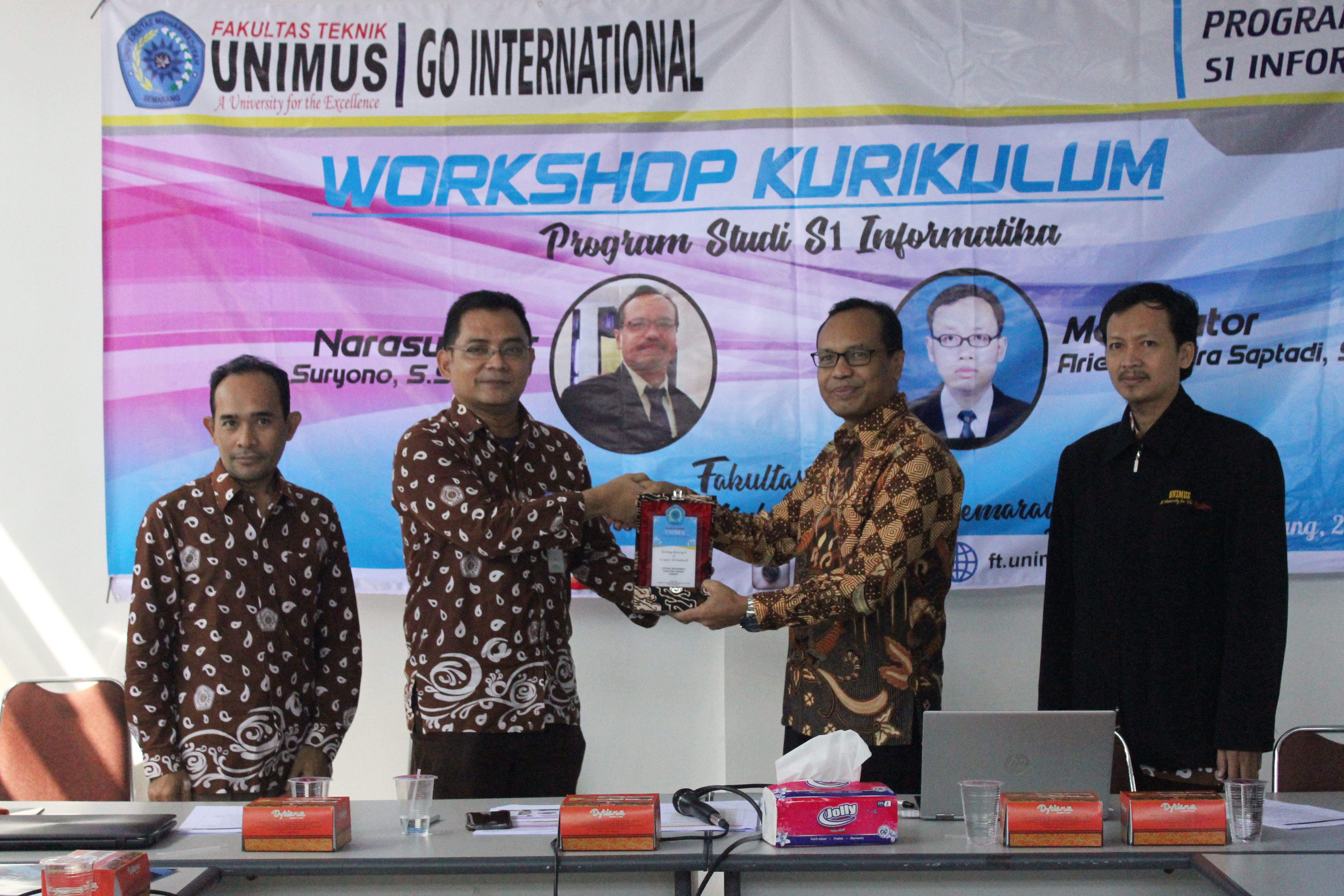 Read more about the article S1 Informatika Unimus Gelar Workshop Kurikulum
