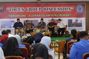 Read more about the article Tolak Terorisme, Unimus Gandeng Polda Gelar FGD