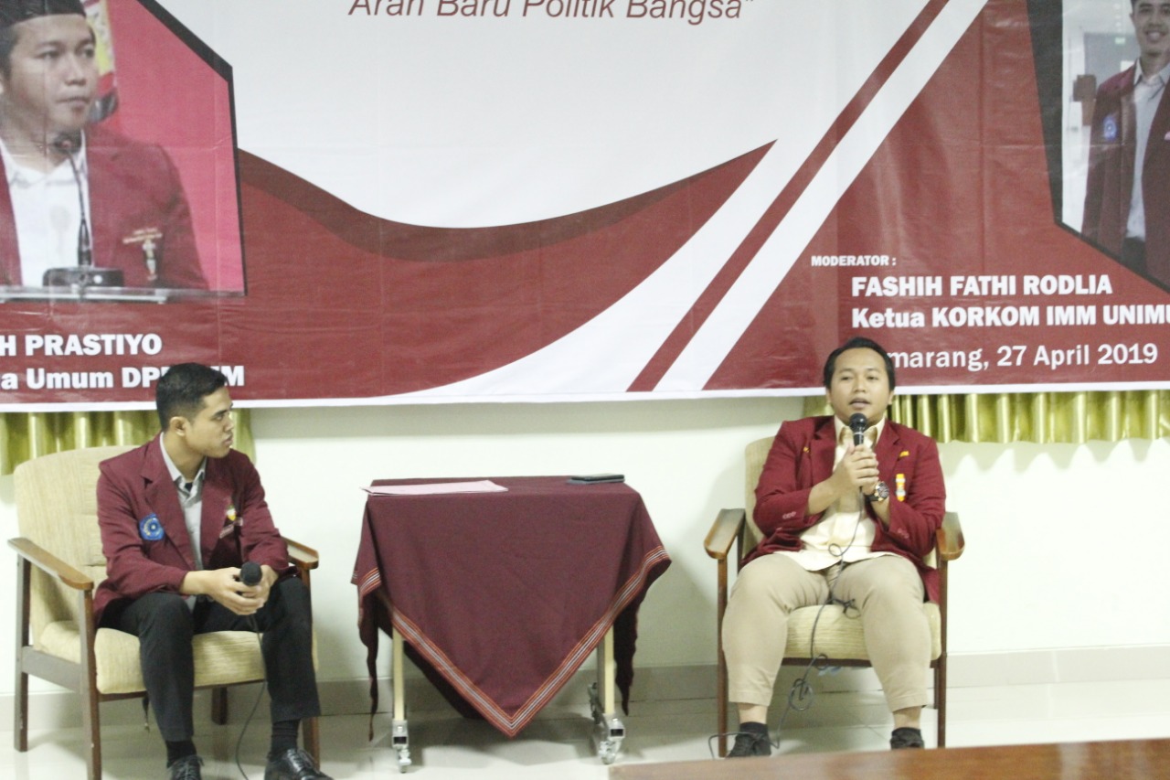 Read more about the article Hadapi Perkembangan Politik Korkom IMM Unimus  Gelar Seminar Nasional