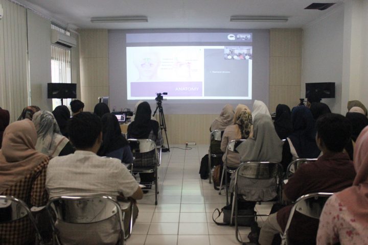 Read more about the article FKG Unimus Manfaatkan Teknologi Video Conference dalam Dunia Pendidikan