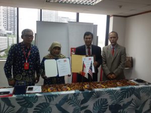 Read more about the article Fikkes Unimus Sepakati MoA Kelas Internasional dengan Universitas di Malaysia