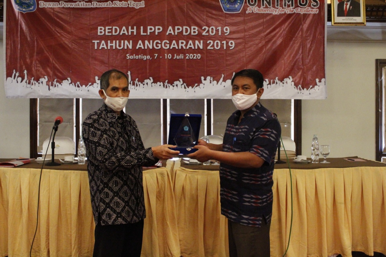 Read more about the article UNIMUS DAMPING DPRD KOTA TEGAL BEDAH LPP APBD TAHUN ANGGRAN 2019