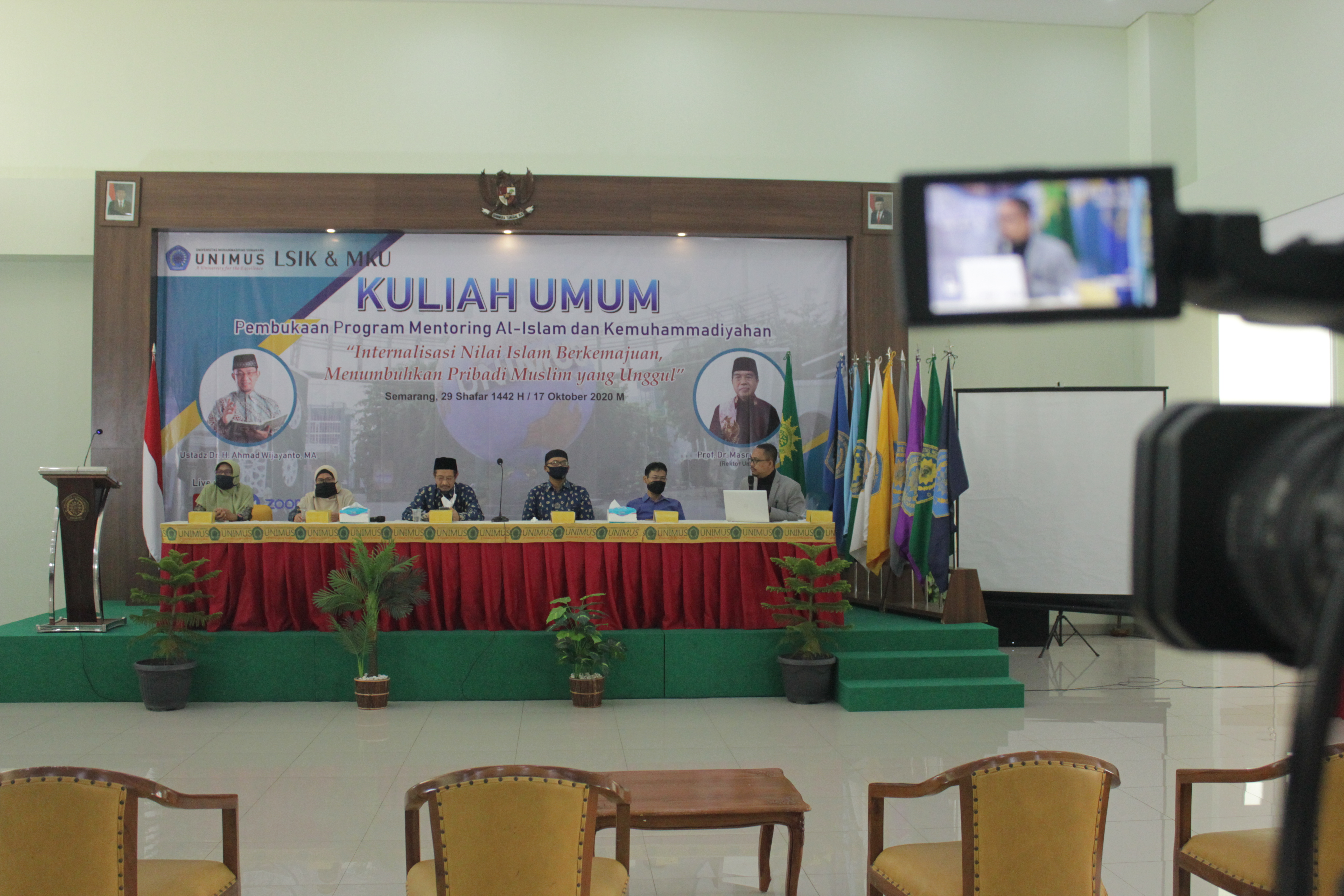 Read more about the article Kuatkan Karakter Mahasiswa Baru 2020/2021, Unimus Gelar Kuliah Umum AIK