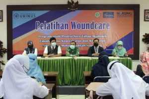 Read more about the article PELATIHAN WOUNDCARE PRODI S1 KEPERAWATAN FIKKES UNIMUS