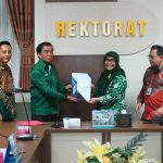 Prof. Dr. Sridarmawati, M.Si terima SK Guru Besar