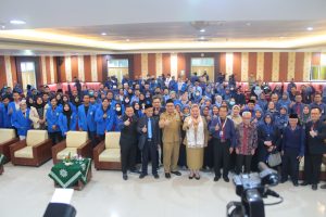 Read more about the article Kuliah Umum Bersama Walikota Semarang “Perguruan Tinggi Harus Ikut Berkontribusi dalam Mengatasi Kasus Stunting”