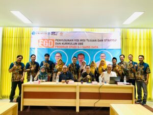 Read more about the article Tingkatkan Mutu, S1 Sains Data Gelar FGD Penyusunan VMTS dan Kurikulum OBE