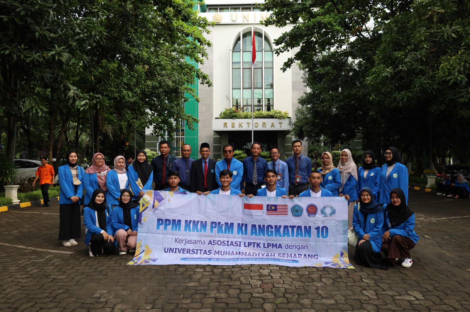 Read more about the article Unimus lepas 16 Mahasiswa peserta KKN Internasional ke Malaysia