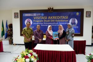 Read more about the article LAM-PTKes Visitasi Akreditasi Program Diploma III Kebidanan UNIMUS