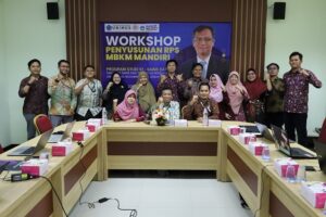 Read more about the article Prodi S1 Sains Data Unimus Gelar Workshop Penyusunan RPS MBKM Mandiri