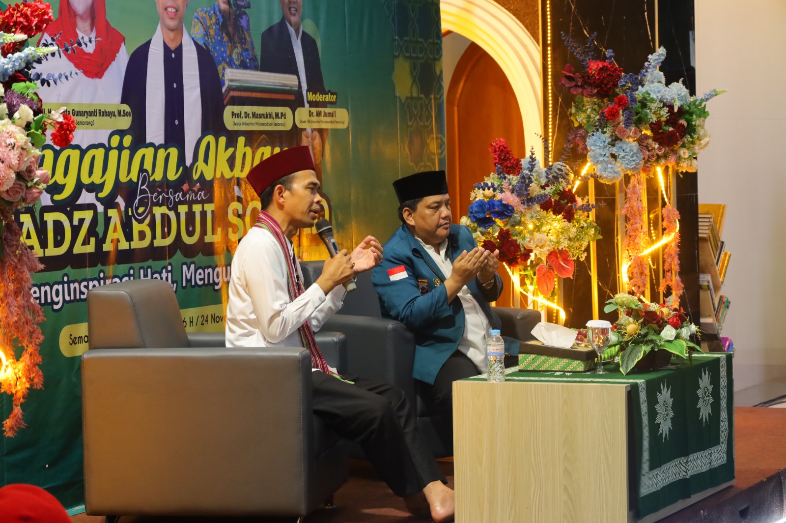 Read more about the article Gelar Pengajian Akbar Unimus undang Ustadz kondang Prof. Dr. KH.  Abdul Somad LC MA