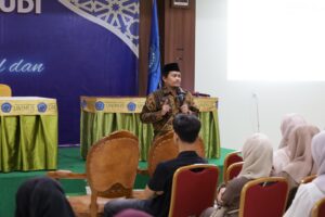 Read more about the article Baitul Arqom Purna Studi Wisuda Ke-45 Unimus: Mempersiapkan Alumni yang Profesional dan Berkemajuan