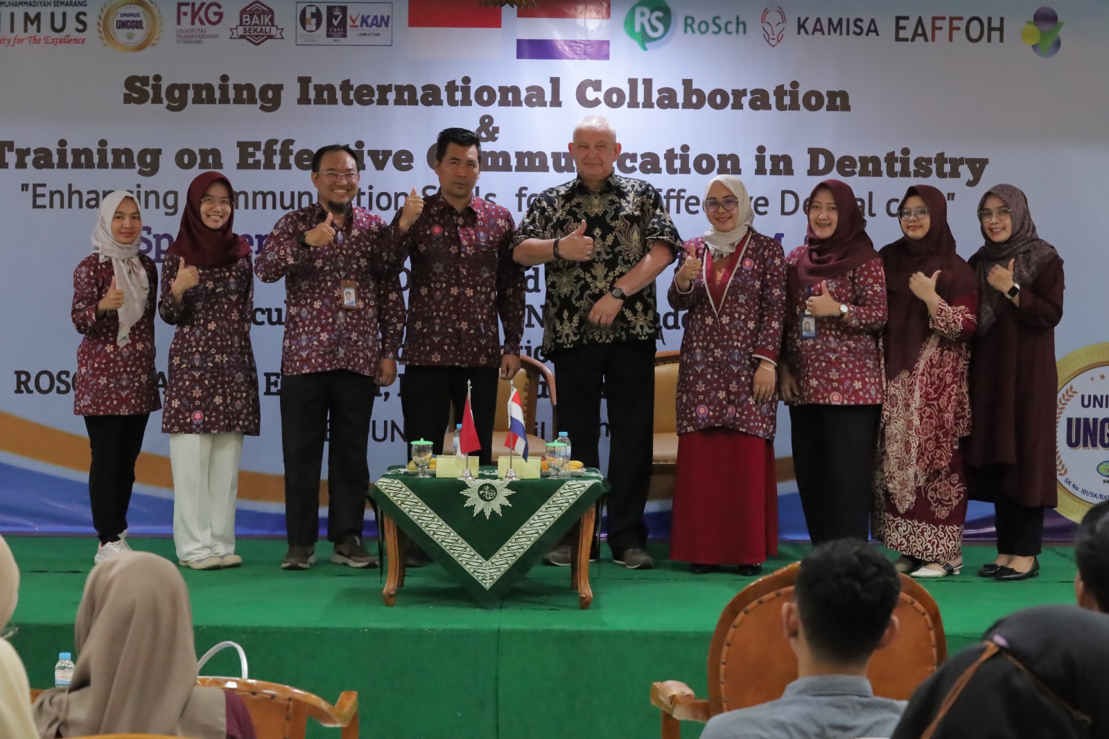 Read more about the article FKG Unimus Jalin Kerja Sama Internasional dan Gelar Kuliah Umum Bertema Komunikasi Efektif dalam Kedokteran Gigi