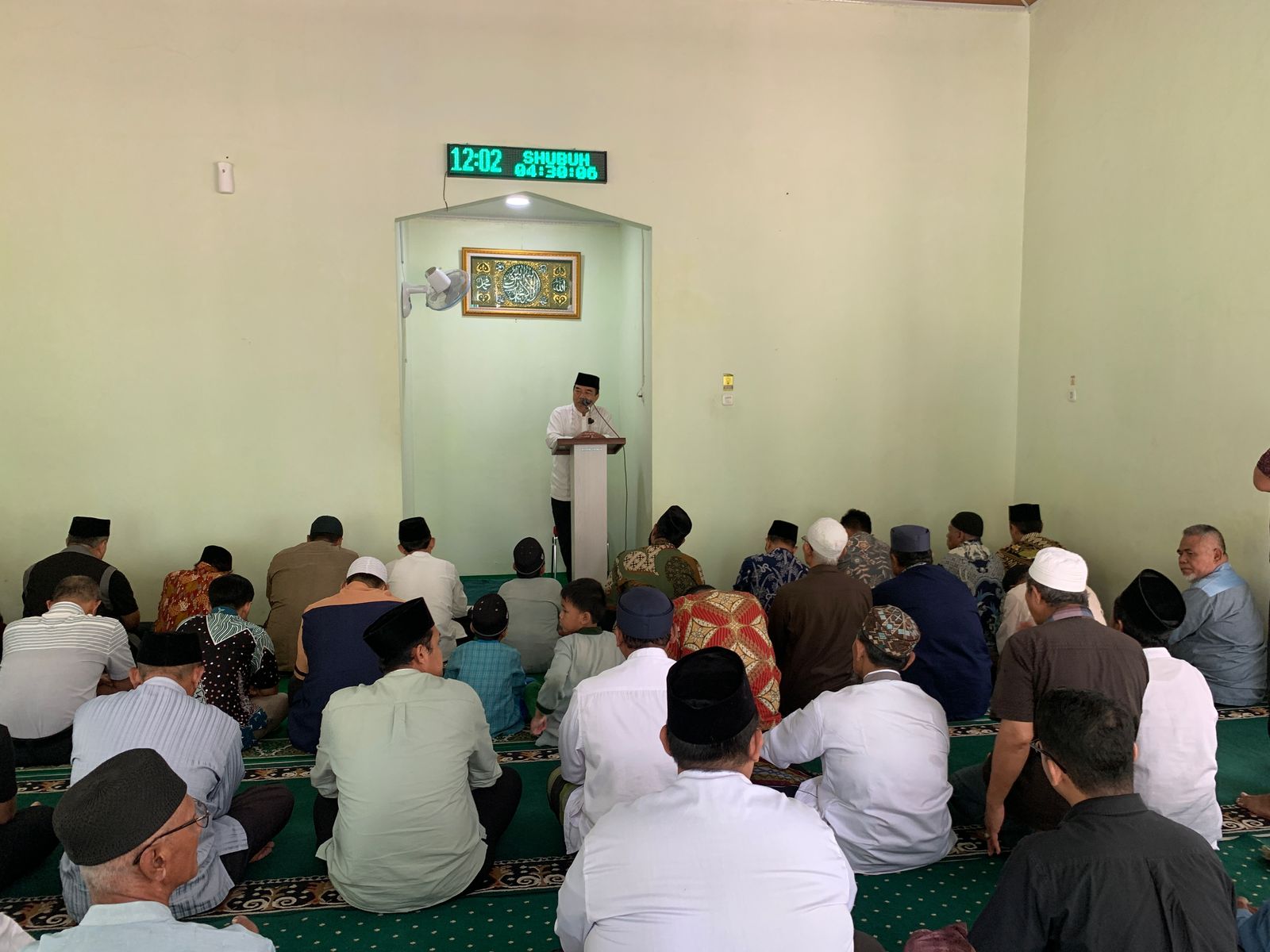 Read more about the article Perdana, Masjid Asy-Syifa Klinik Rawat Inap Unimus Gelar Shalat Jum’at