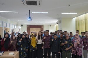 Read more about the article Unimus Terima Kunjungan Studi Banding dari SMA Muhammadiyah 1 Weleri