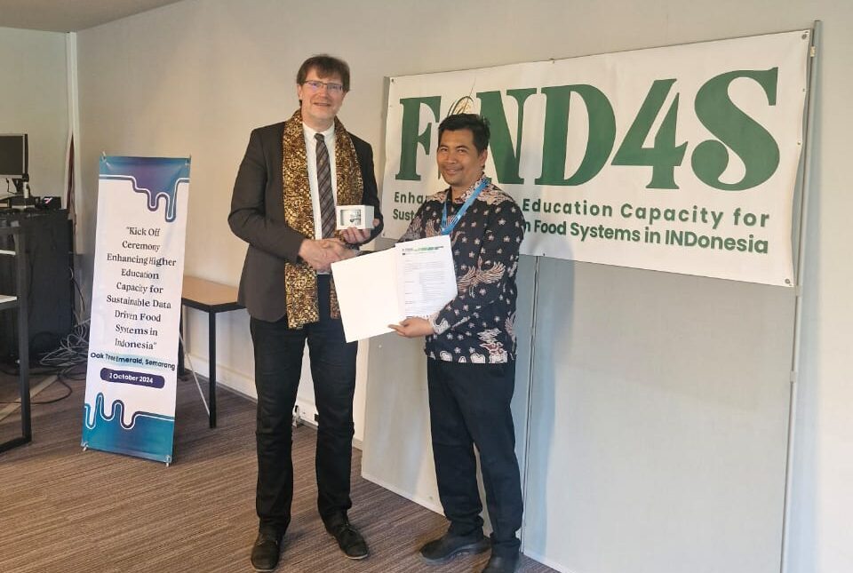 Read more about the article UNIMUS Teken LoA Proyek Erasmus+ Bidang Penelitian Pangan, Disaksikan Duta Besar RI untuk Belgia, Luxembourg dan EU