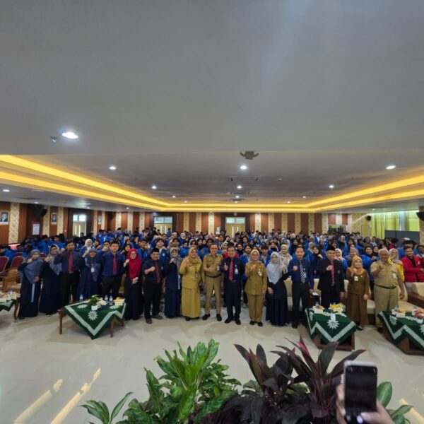 Seminar Nasional Unimus Dorong Peran Generasi Muda dalam Ketahanan Nasional melalui Inovasi Ekonomi Menuju Indonesia Emas 2045