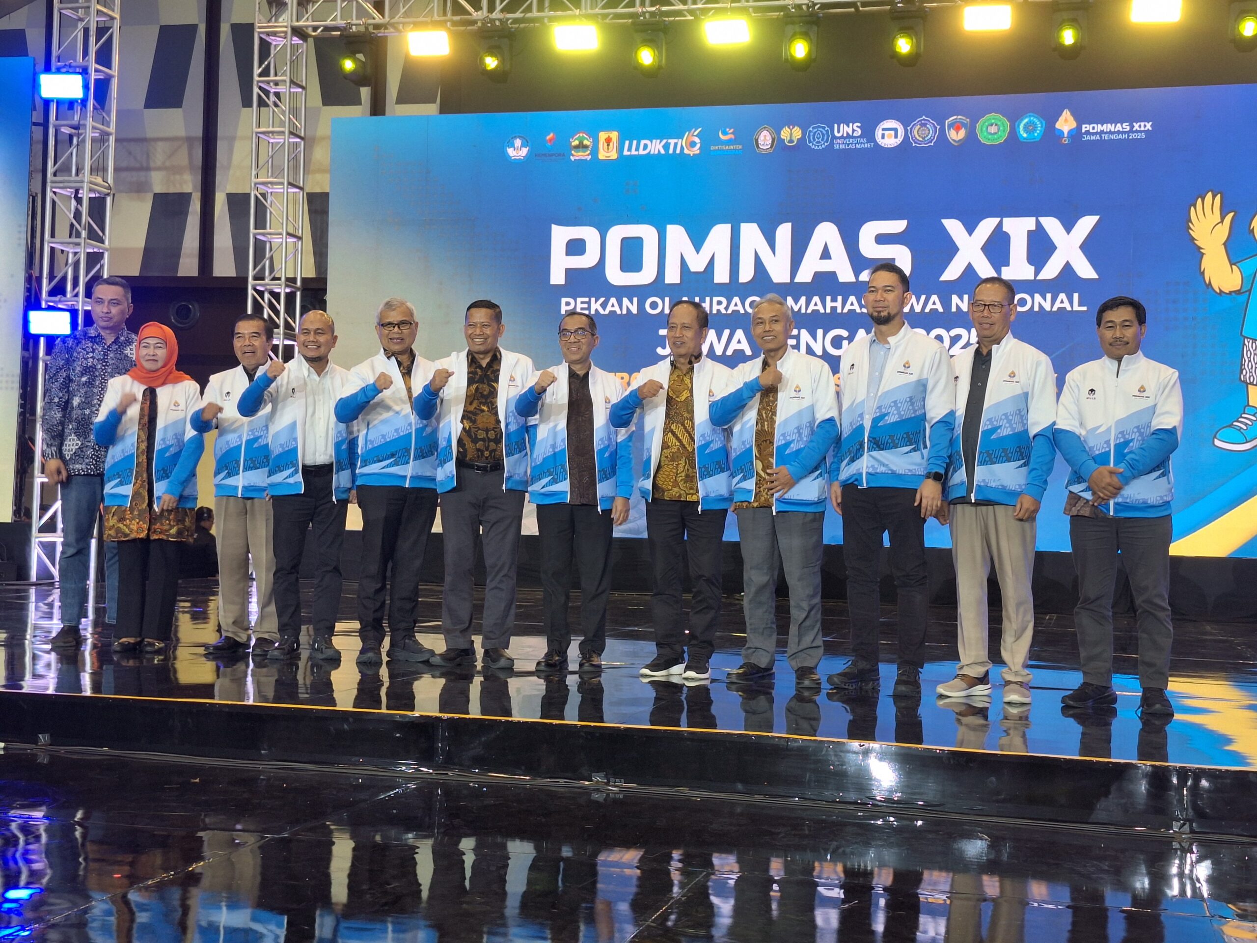 Read more about the article UNIMUS Hadiri Opening Ceremony POMNAS XIX Jawa Tengah 2025