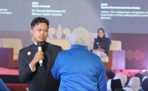 Read more about the article Influencer Gen Z Danang Giri Sadewa Beri Motivasi Mahasiswa Baru Unimus “Keseimbangan, Mindset, dan Komunikasi adalah Kunci”