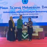 Kepala LLDIKTI VI ajak Mahasiswa Baru Unimus menjadi Mahasiswa 4.0 yang Kreatif, Kritis, dan Adaptif