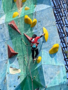 Read more about the article UNIMUS Gelar Kompetisi Panjat Tebing se-Jawa Tengah Bersama MPA HIMALAYA