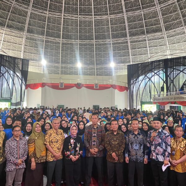 Wamendikstaintek RI isi Kuliah Umum di Unimus, Tekankan Peran Mahasiswa sebagai Agen Perubahan Menuju Indonesia Emas 2045