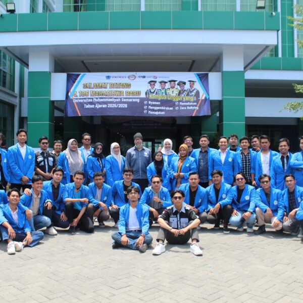 Pameran dan Demo Produk Capstone Design Perdana Warnai Masta Prodi S1 Rekayasa Elektro Unimus