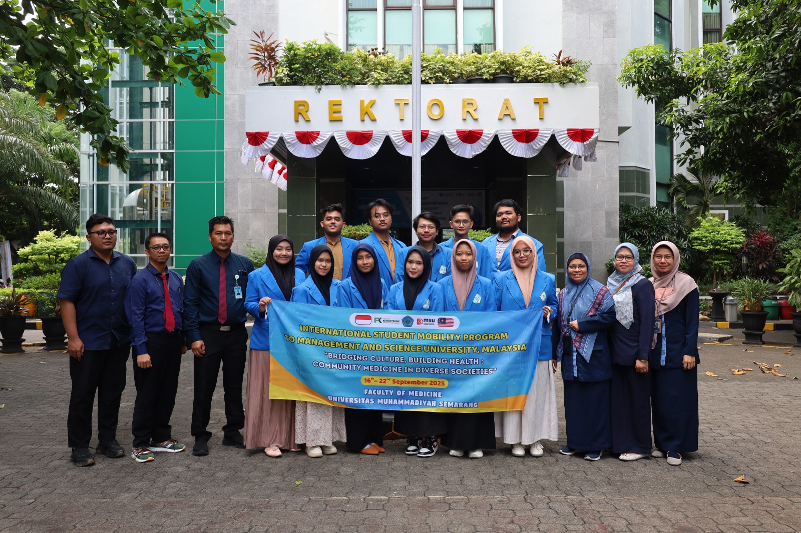 Read more about the article Unimus Lepas 11 Mahasiswa Fakultas Kedokteran Ikuti Student Mobility ke MSU Malaysia