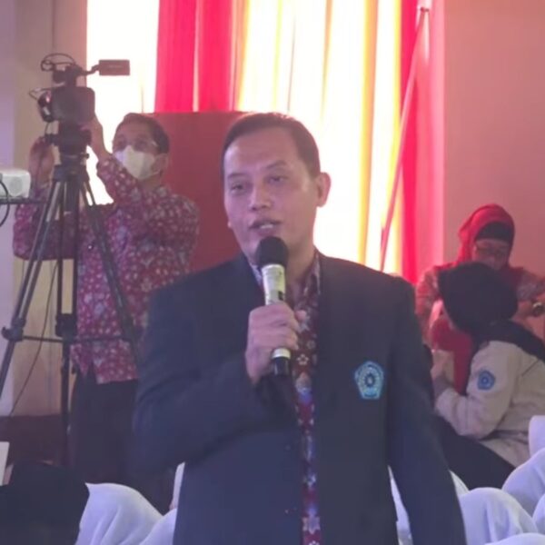 Wakil Rektor I Unimus Bekali Mahasiswa Baru dengan Semangat Kemandirian Belajar di Era Kampus Berdampak