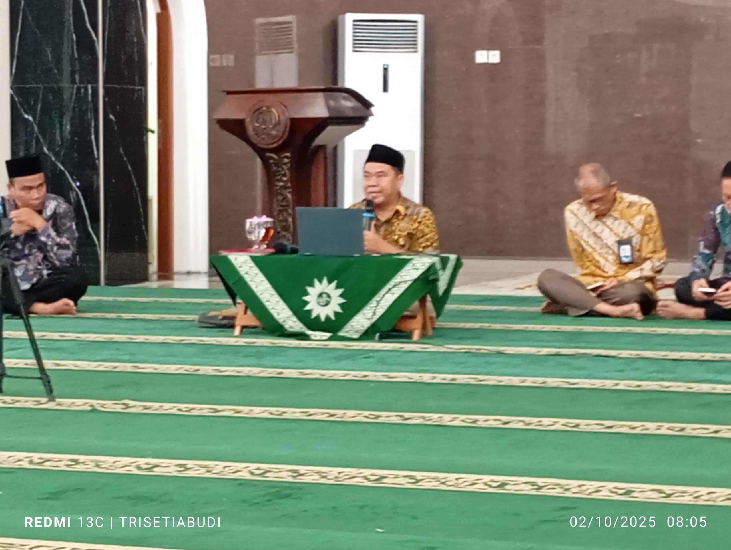 Read more about the article Pengajian Kamis Pagi Unimus Angkat Tema Pentingnya Memahami Ilmu Hadis