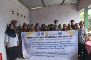 Read more about the article UNIMUS Dorong Kemandirian Ekonomi Petani Perempuan Karangmalang Melalui Pendampingan Pertanian Organik dan Digitalisasi Pemasaran