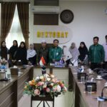 Rektor Unimus Sambut Enam Mahasiswa Baru Asal Thailand