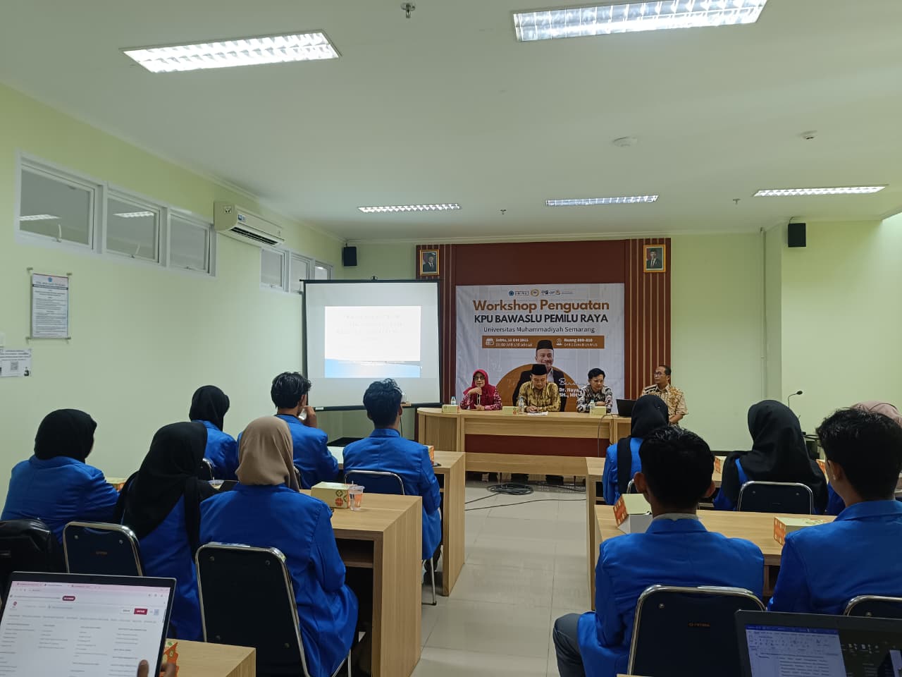 Read more about the article Workshop Pemira 2025 Unimus: Cetak Penyelenggara Demokrasi Kampus yang Profesional dan Berintegritas