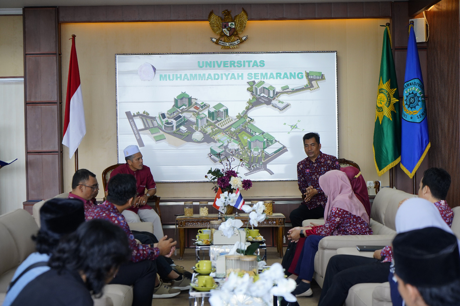 Read more about the article UNIMUS dan Prasanwittaya Mulniti School Thailand Jalin Kerja Sama Internasional melalui Penandatanganan MoU dan MoA