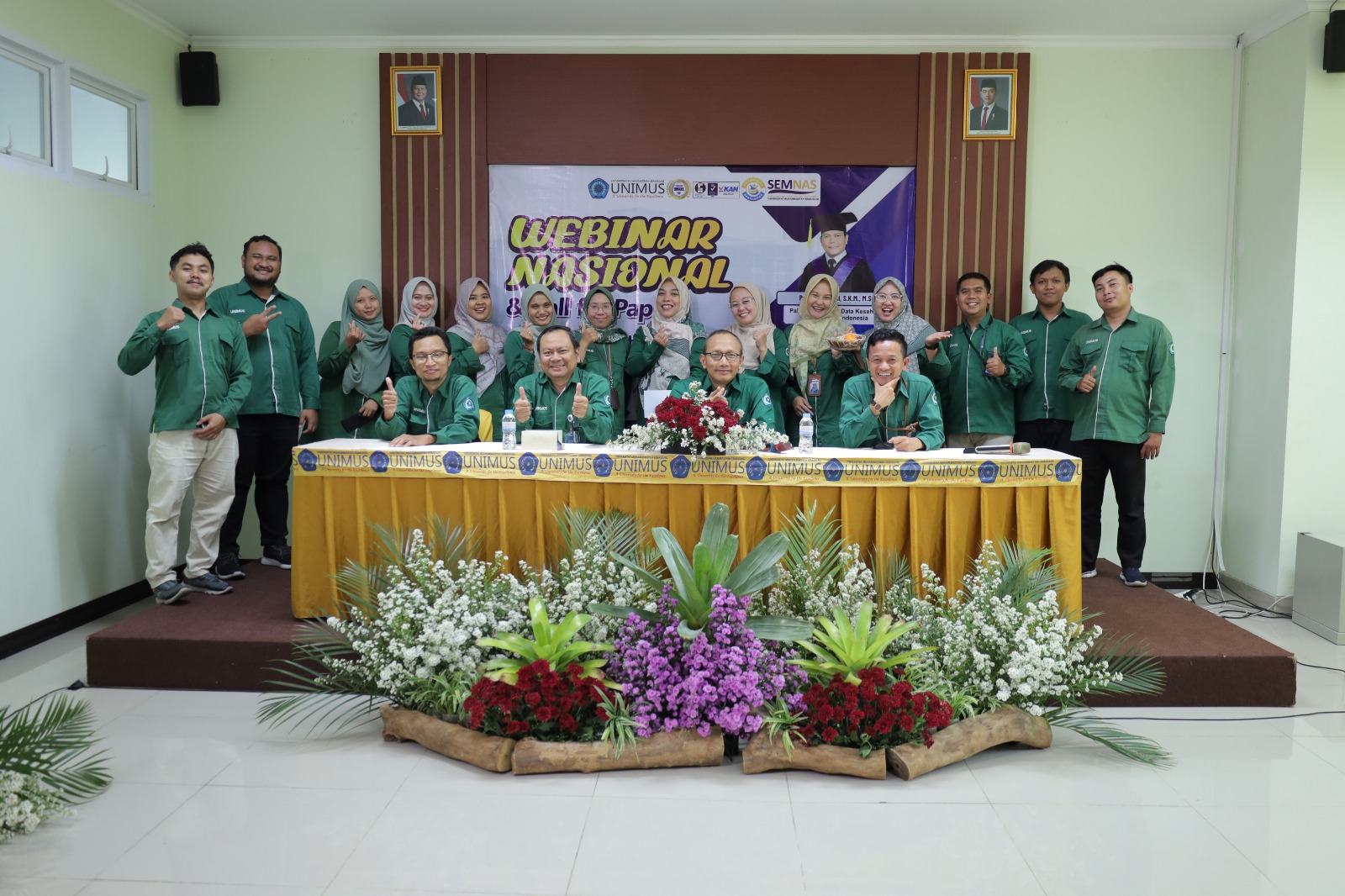 Read more about the article LPPM Unimus Gelar Webinar Nasional Bahas Paradigma Sehat Keluarga Menuju Indonesia Emas 2045