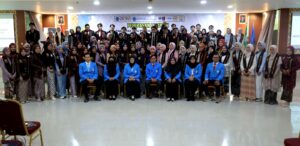 Read more about the article FIPH Unimus Lepas 81 Calon Wisudawan/wati pada Wisuda Unimus ke-47 periode Oktober 2025