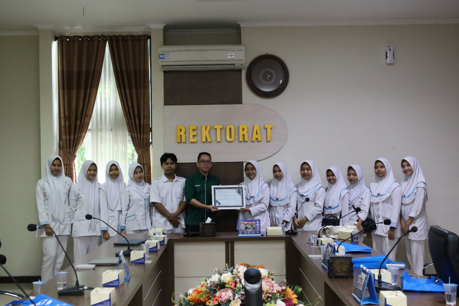 Read more about the article SMK Muhammadiyah 2 Sumberejo Bojonegoro Kunjungi UNIMUS, Bahas Pengenalan Kampus dan Program Studi TLM