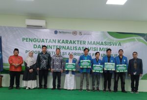 Read more about the article Prodi S1 Agribisnis Unimus Gelar Penguatan Karakter Mahasiswa, Internalisasi Visi, Misi dan Launching Beasiswa Kewirausahaan